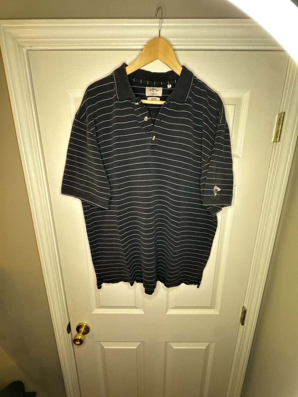 Callaway Golf Sport Men's Black and White Striped Short Sleeve Polo Shirt